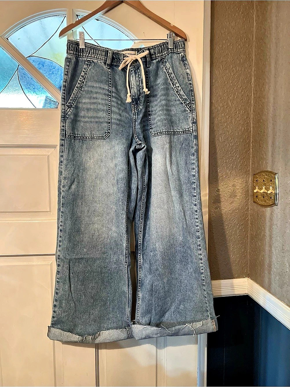 Lucky Brand Patch Pocket Pull On Wide Leg Jeans in Blue - Picture 2 of 5
